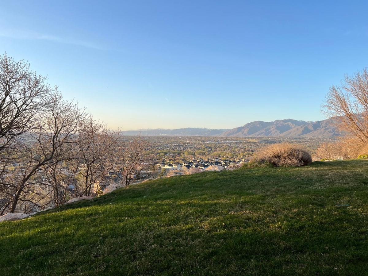 Above Ground Basement Apartment 2 Bedroom 1 B Retreat With Gorgeous View Draper Εξωτερικό φωτογραφία